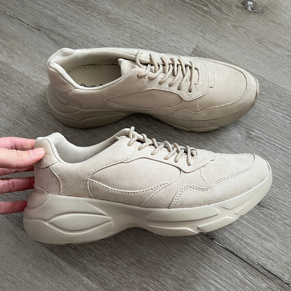 NIB Neutral Vegan Suede Cloud Sneakers